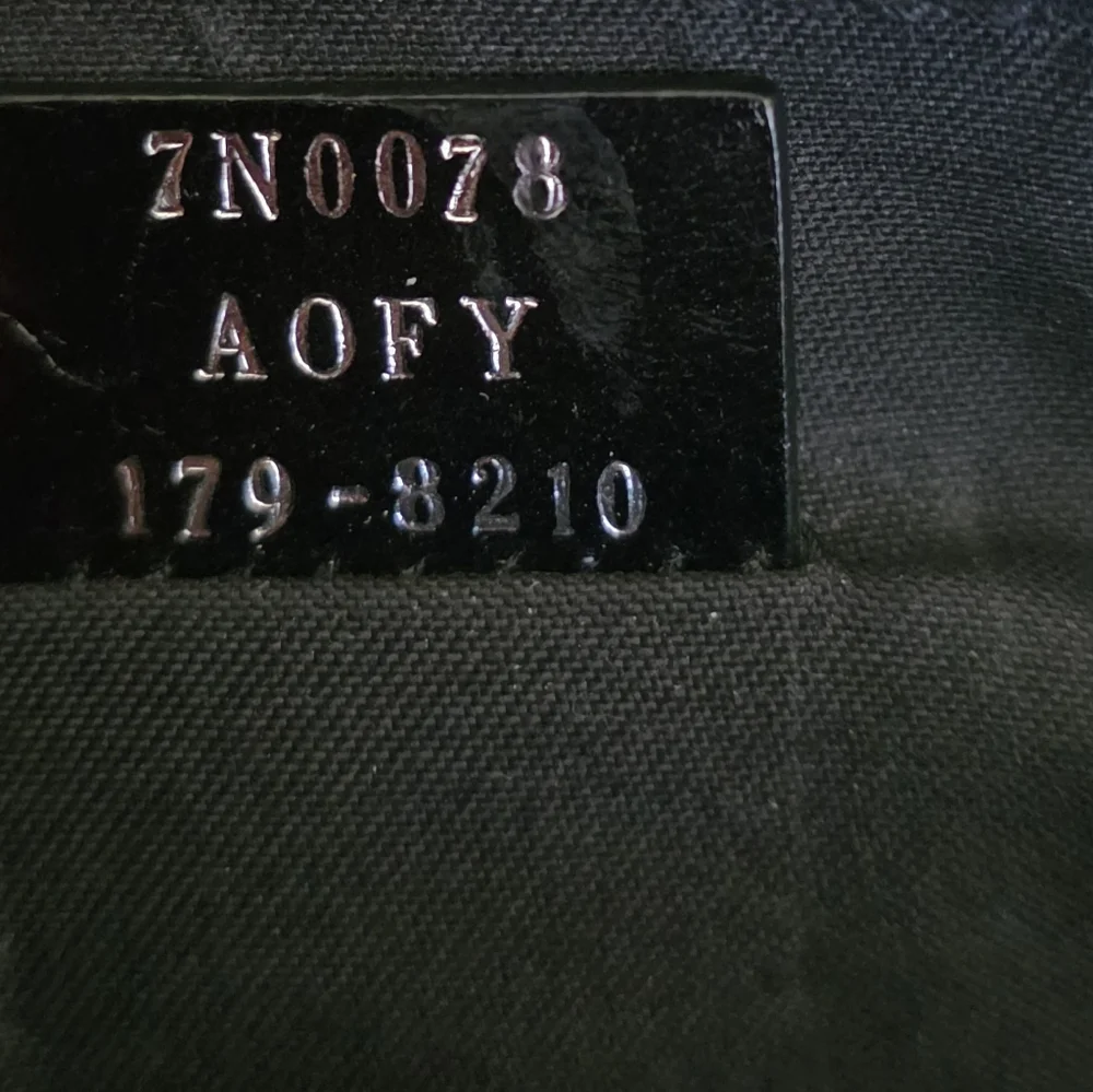 Fendi ROMA THINK Navy and Red Logo Clutch - Picture 5 of 8